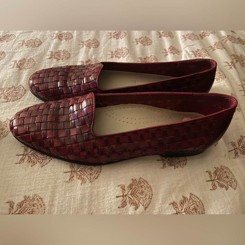 Vintage Deep Red Leather Loafers